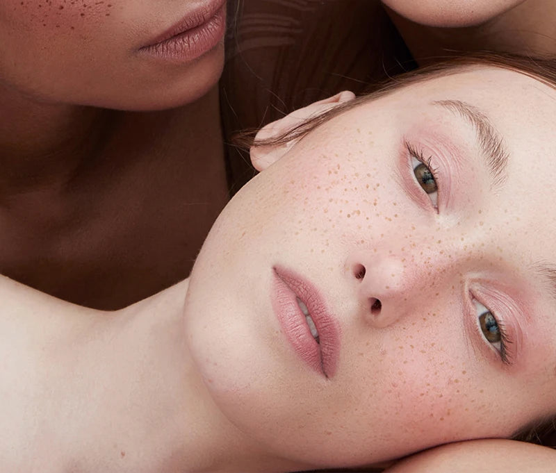 Natural Faux Freckles Pen – Waterproof Quick-Dry Freckle Makeup Stamp for a Realistic Look